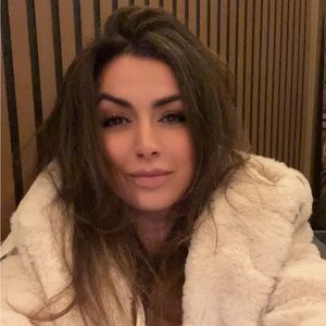 Meet your Posher, Tina